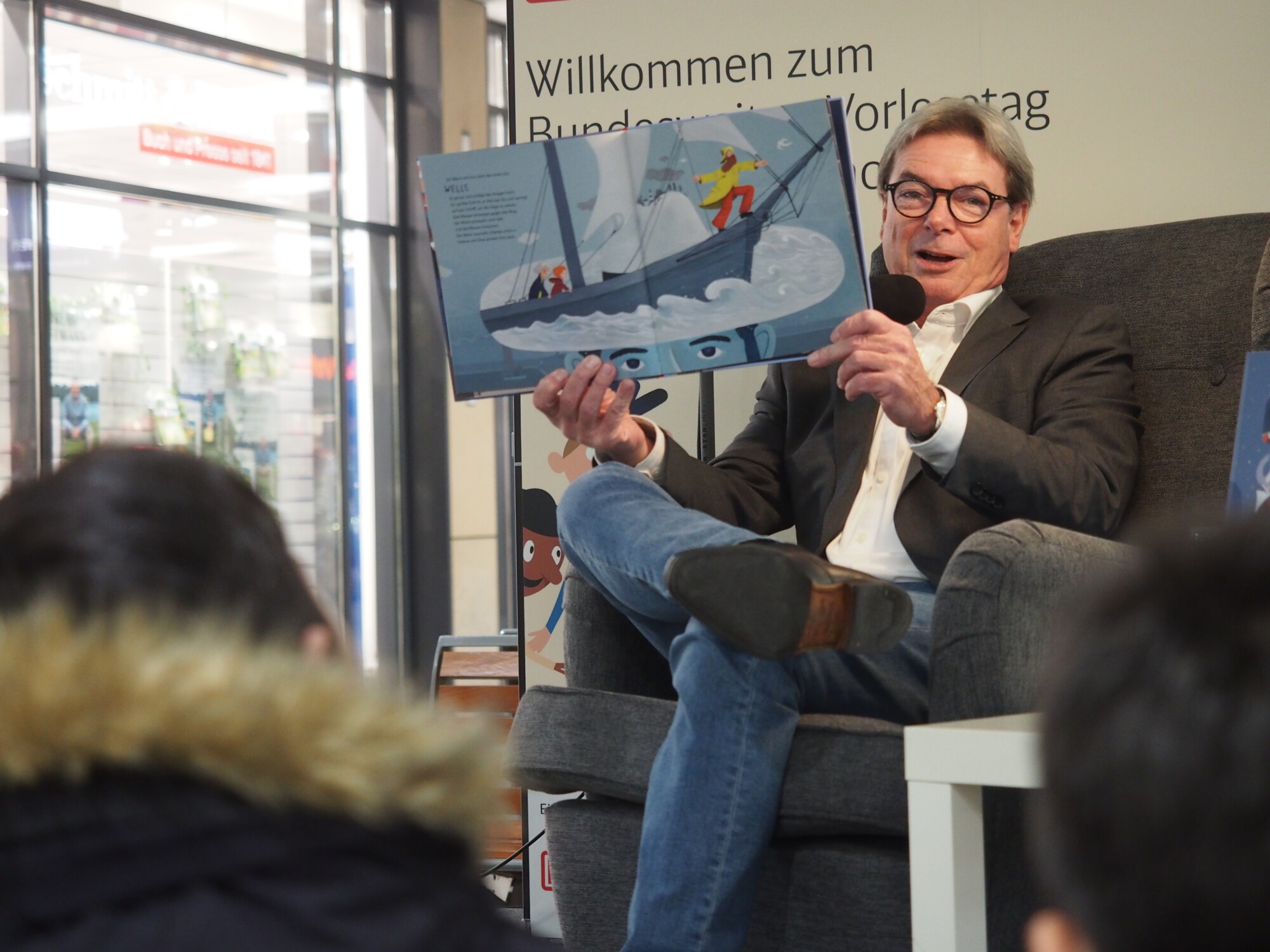 Was Schmitt & Hahn für den Bundesweiten Vorlesetag plant